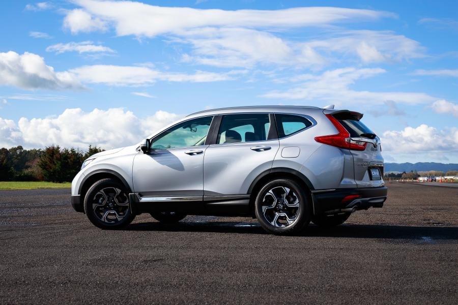  Honda CR-V Sport 2017 года  (NZ) (фото 3 из 16)